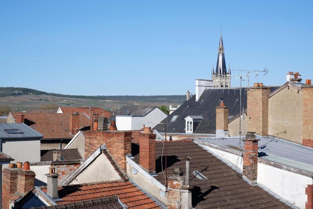 E Centre Ville Professeur Langevin Spacieux Cosy Еперне Екстериор снимка