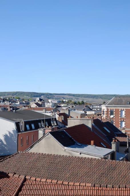 E Centre Ville Professeur Langevin Spacieux Cosy Еперне Екстериор снимка